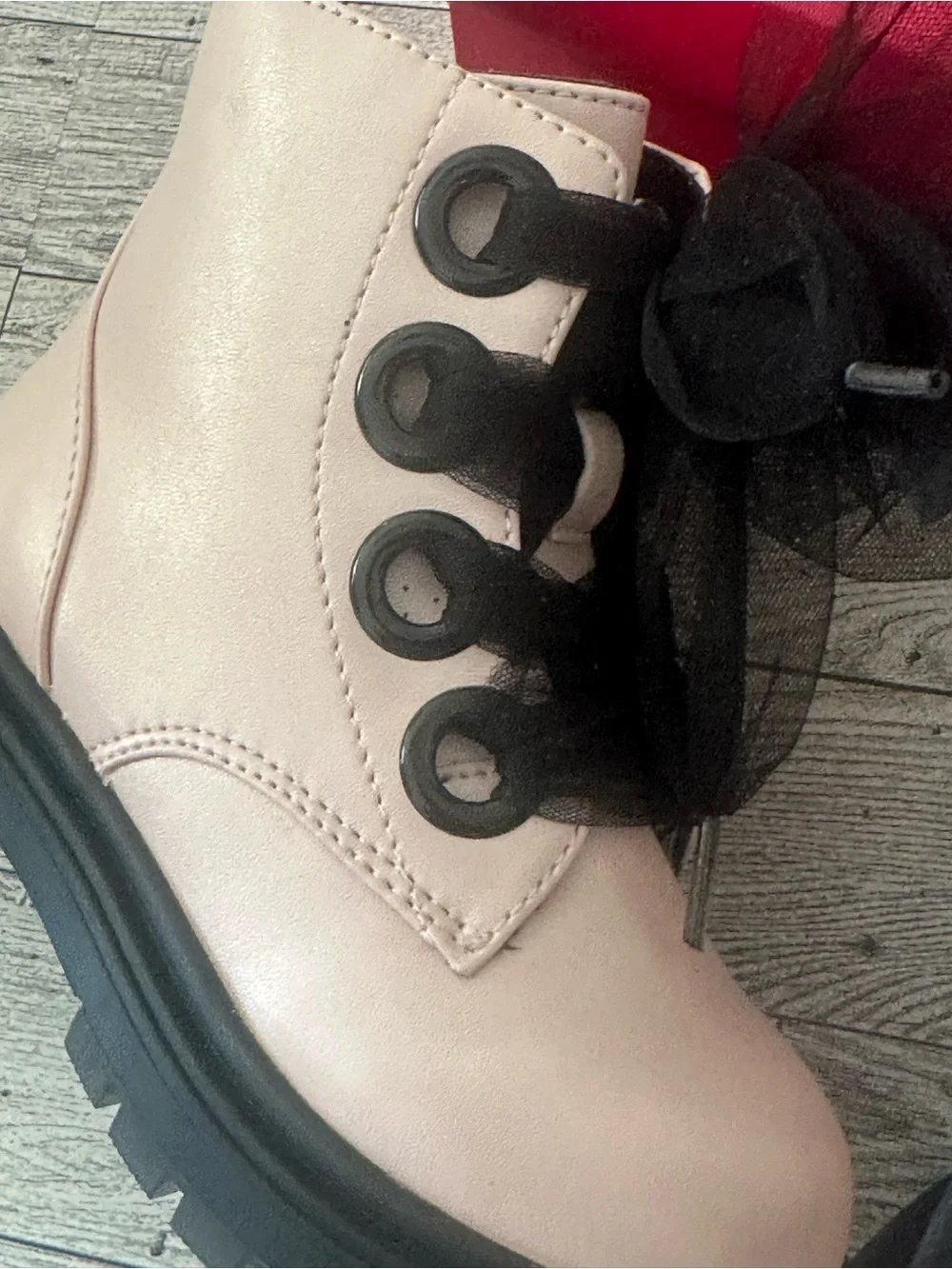 New! Nina Kids Pink Combat Boot with Black Tulle Bow side zipper size 8C